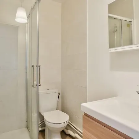 Lumineux Studio A Proximite De La Tour Eifel Daire Paris