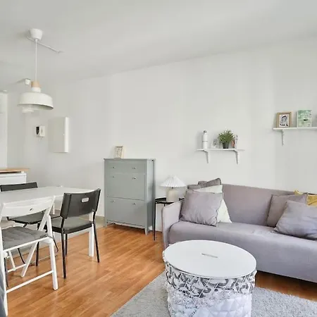 Daire Lumineux Studio A Proximite De La Tour Eifel Paris